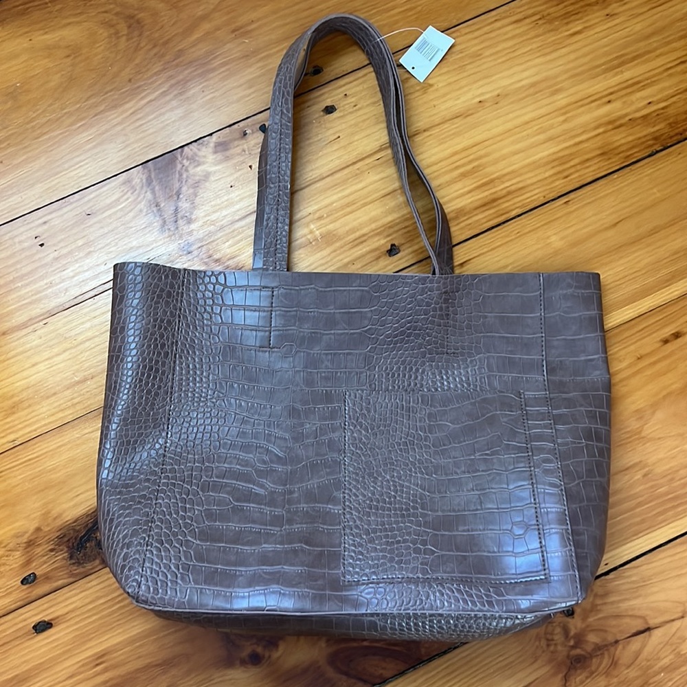 Bloomingdales tote/shoulder bag.